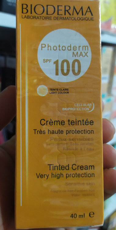 ضدآفتاب بیودرما رنگی 100