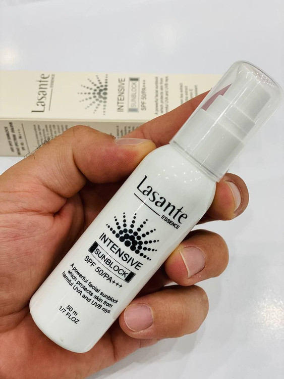 خرید آنلاین کرم ضد آفتاب وضد لک بی رنگ لاسانتا spf50