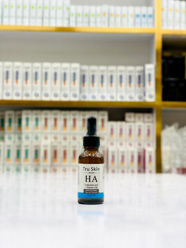 خرید آنلاین سرم هیالورنیک اسید ترواسکین