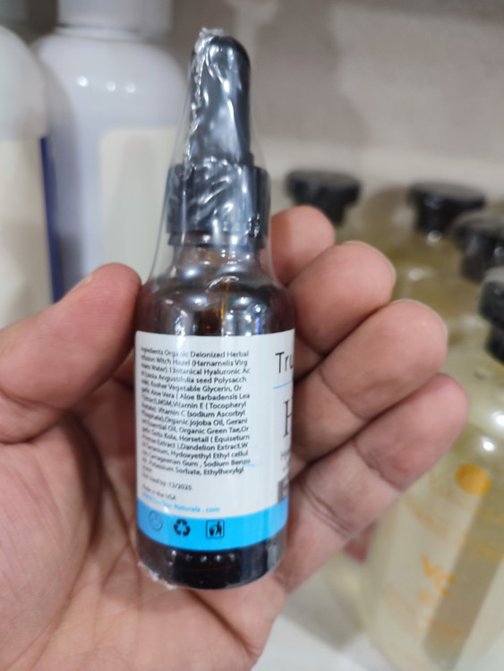 خرید سرم هیالورنیک اسید ترواسکین