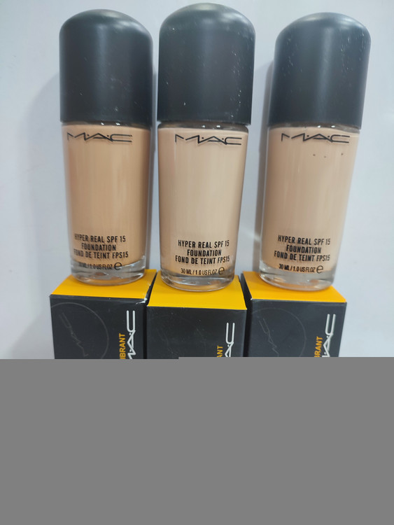 کرم پودر مک استودیو فیکس