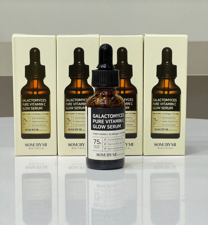 خرید آنلاین سرم روشن کننده ویتامین C سام بای می اورجینال