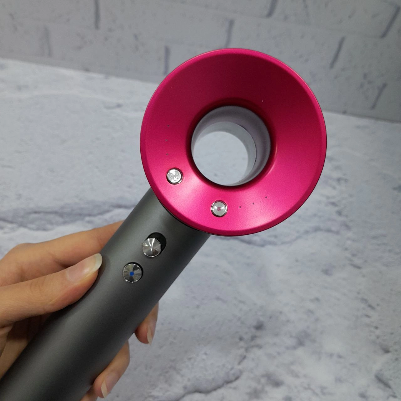 خرید آنلاین سشوار حرفه ای طرح دایسونdyson
