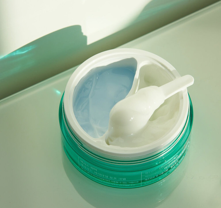 خرید آنلایکرم دو گانه پوست اکسیس وای 60گرمن